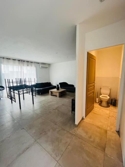 Jolie Maison De Village 2 Chambres Ouveillan Экстерьер фото