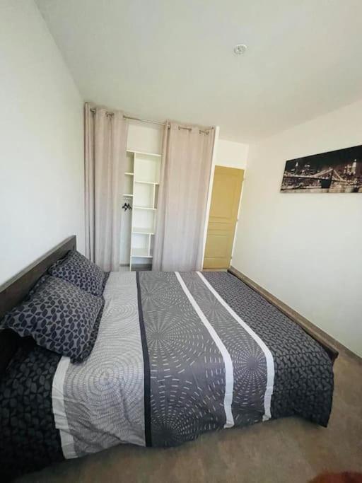 Jolie Maison De Village 2 Chambres Ouveillan Экстерьер фото